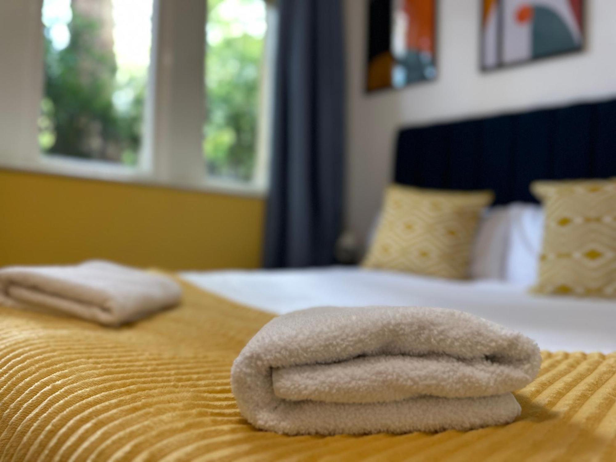 Great Offers On Long Stays!! Laluna Apartments Gateshead Bagian luar foto